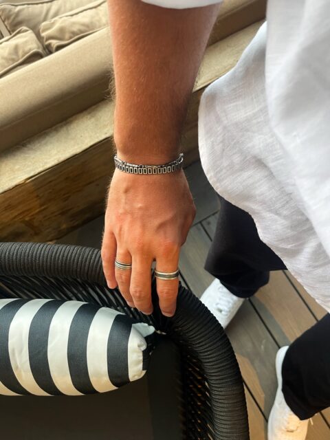 Class never asks for attention.